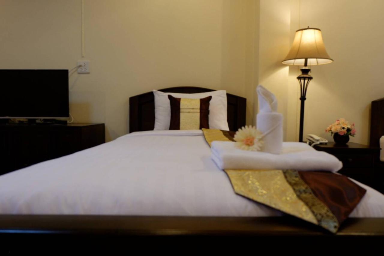 Nanbaankhun Hotel Eksteriør bilde