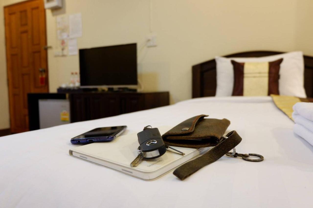 Nanbaankhun Hotel Eksteriør bilde