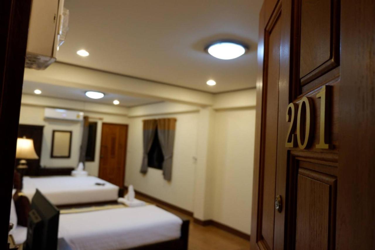 Nanbaankhun Hotel Eksteriør bilde