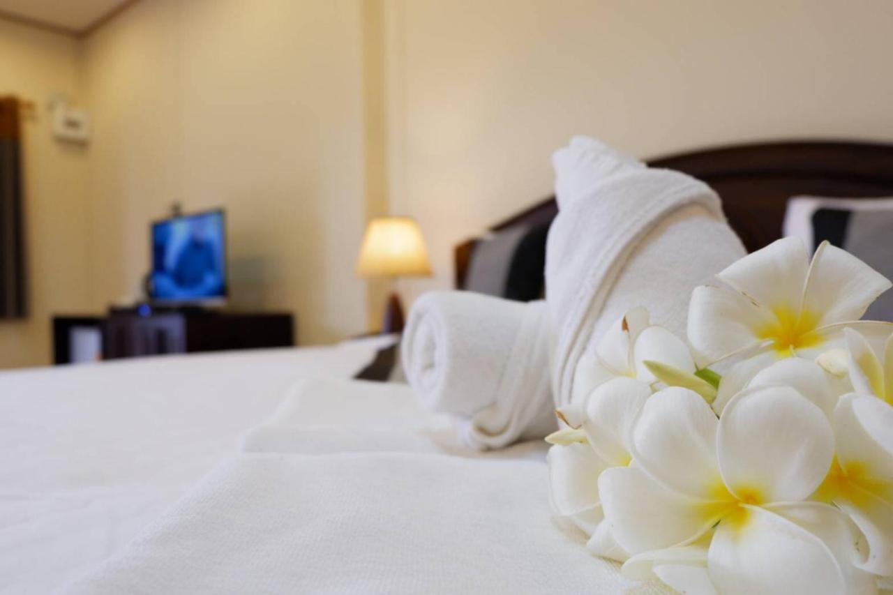 Nanbaankhun Hotel Eksteriør bilde